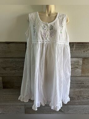 Gilligan & O’Malley White Cotton Embroidered Nightgown Sz Large Cottagecore (C1)